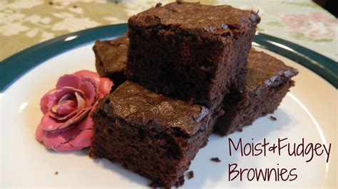 How To Bake Moist And Fudgy Brownies Using Vegetable Oil Instead Of