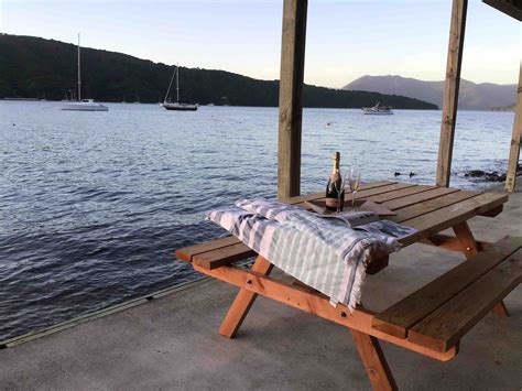 Marlborough Holiday Rentals & Homes - New Zealand | Airbnb