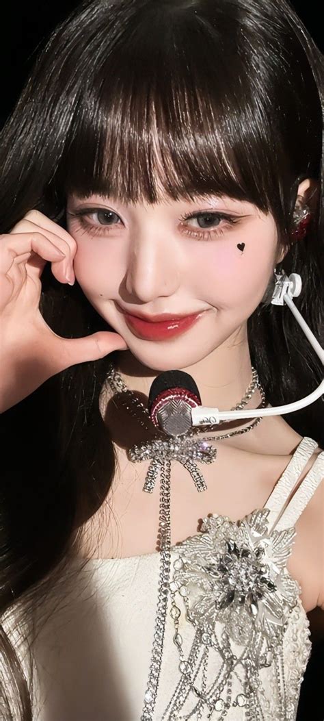 𝅼 𝖶𝗈𝗇𝗇𝗂 ֪ ׂ ୧ Asian Girl Kpop Iphone Wallpaper Girl