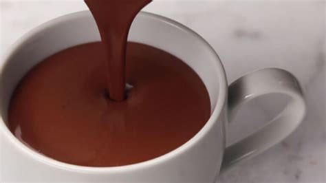 Chocolate Quente Cremoso Fa A Nos Dias Frios Tudo De Receitas