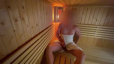 Vídeos gay de Sauna pública gratis xHamster