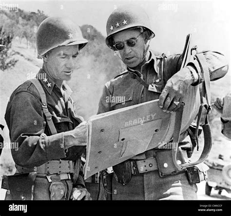 American generals world war ii hi-res stock photography and images - Alamy