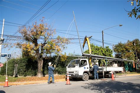 Continúa la instalación de nuevas luminarias LED en calles y avenidas