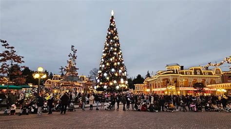 Disneyland Parisshine A Light Christmas Youtube