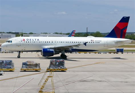 N349NW Delta Airlines Airbus A320 By Seth Johnson AeroXplorer Photo