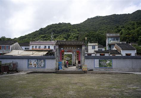 荔枝窩 Lai Chi Wo百年客家圍村東門 荔枝窩百年客家圍村是新界東北地區歷史最悠久最具規模及保存最 Flickr