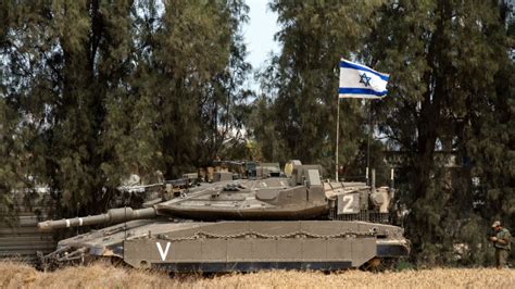 Israeli tank shells Hamas post in Gaza