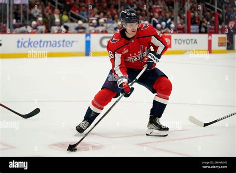 Washington Capitals Right Wing Nicolas Aube Kubel Skates In The First