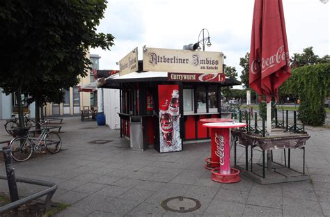 Abends Im Imbiss In Reinickendorf Statt Pommes Gab Es Eine Schl Gerei