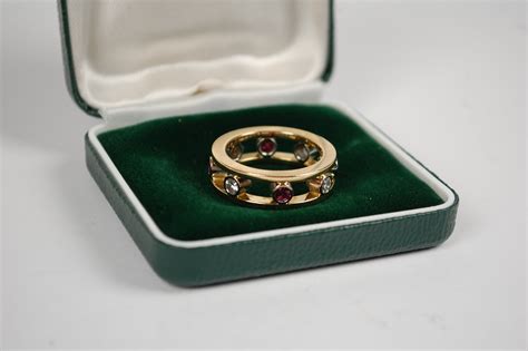 Memoire Ring Mit Rubinen Und Diamanten Gold G Ringgr E