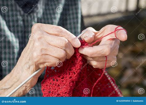 Knitting Hands Image