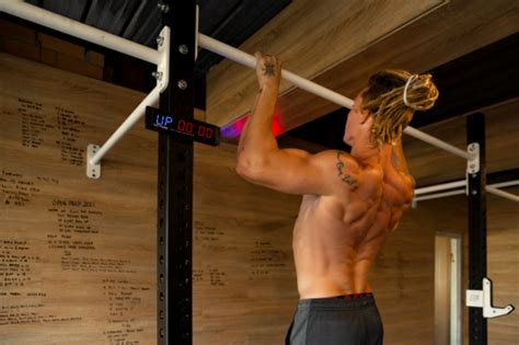 Butterfly Pull Ups Vs Kipping What S The Difference The WOD Life