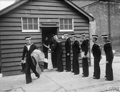 ROYAL NAVY RECRUITS AT HMS ST VINCENT THE TRAINING ESTABLISHMENT IN