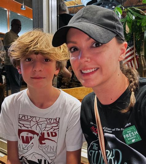 Heather Sykes (@isntsheheather) • Instagram photos and videos