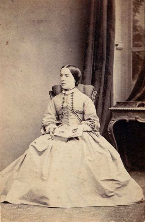 30 Elegant Photos Show The 1860s Womens Dress Styles Vintage Everyday