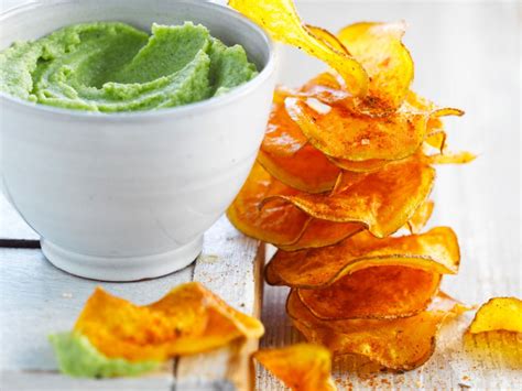 Kartoffelchips Aus Süßkartoffeln Mit Grünem Dip Rezept Eat Smarter