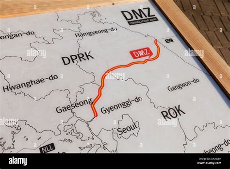 Korean Dmz Map Stock Photo Alamy