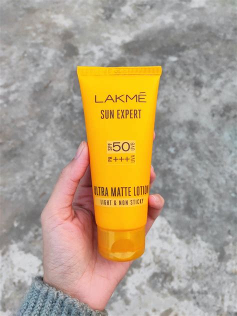 Lakme Sun Expert Ultra Matte Sunscreen Lotion SPF 50 PA+++ Review