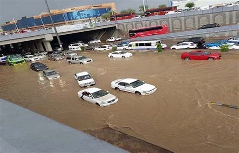 Dozens Rescued From Flooding As Heavy Rain Shuts Schools And Roads In Saudi Arabia Such Tv