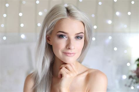 Flawless Bridal Wedding Makeup Inthefrow