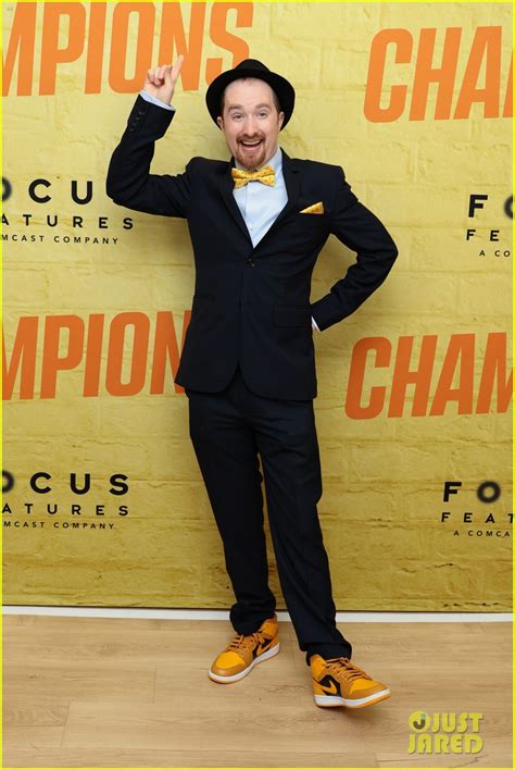 Woody Harrelson Brings His A-Game to 'Champions' Premiere with ...