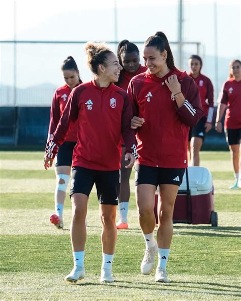 El Granada Femenino Sue A Y Sale Del Descenso