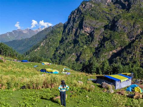 Kheerganga Trek: The Ultimate Trekkers Guide - Meander Wander