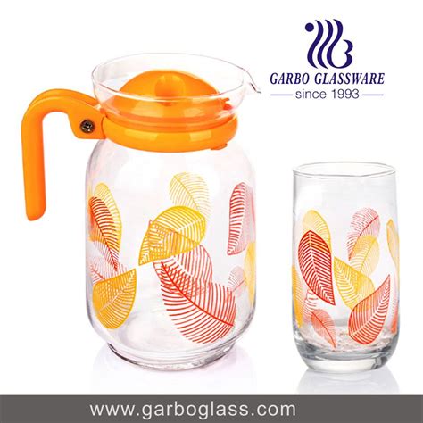 Glass Jug And Tumbler Set With Leaf Design Nice For Daily Used Glass Jug Glass Pitchers Mason