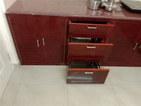 Wooden Modern L-Shape Kitchen Cabinet at best price in Chennai | ID ...