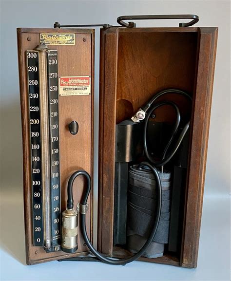 BAUM NY Baumanometer Cabinet Model Mercury Sphygmomanometer