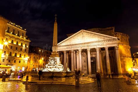 Pantheon at Night, Rome stock image. Image of landmark - 35472733