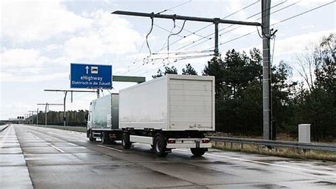 Erste Oberleitungs LKW Rollen Ohne Probleme DVZ