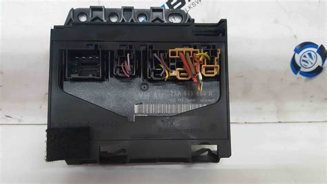 Volkswagen Passat B Comfort Control Module Aa B