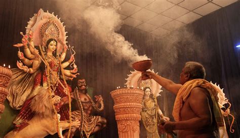 Kolkata Durga Puja List Dawna Linnet