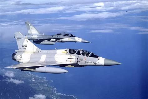 Adu Irit Mirage 2000 Bekas Qatar Yang Indonesia Incar Dan F 16C Mana