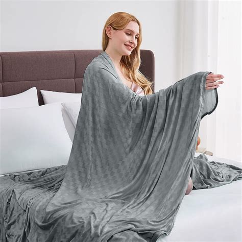 Amazon Topcee Cooling Blanket Summer Cooling Blankets For Hot Sleepers Arc Chill Q Max
