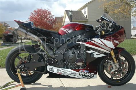 Show us your black R1 - Page 21 - Yamaha R1 Forum: YZF-R1 Forums