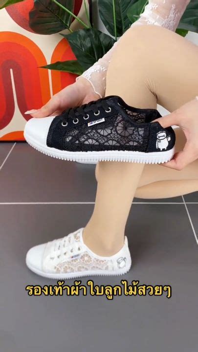 พรอมสง Hot Saleฤดรอนรองเทาสขาวรองเทาผาใบลกไมระบายอากาศรองเทากลวงแบนนกเรยน