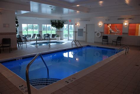 HILTON GARDEN INN RIVERHEAD - Updated 2022 Prices & Hotel Reviews (NY ...