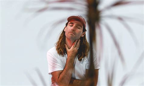 LISTEN: Caspia - 'ALONE'