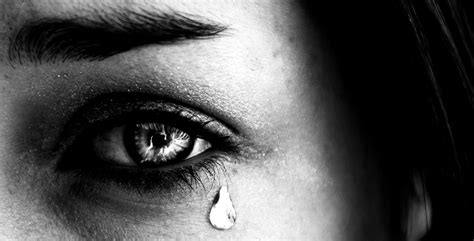 Sad Tears Wallpapers Top Free Sad Tears Backgrounds Wallpaperaccess