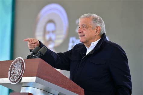 La Jornada AMLO en un mes presentaré nuevo censo de desaparecidos