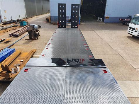 Fwr Tri Axle Drop Deck Trailer Ft Drop Deck For Sale At