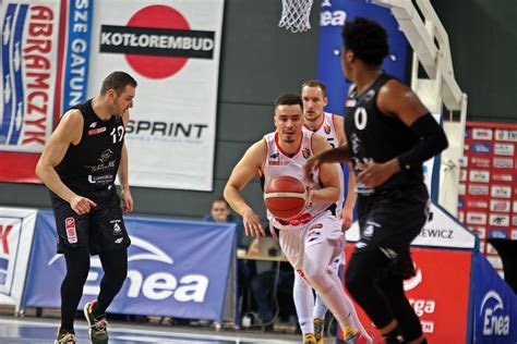 Walka O Play Off Komplikuje Si Enea Astoria Przegra A Ze Startem Lublin