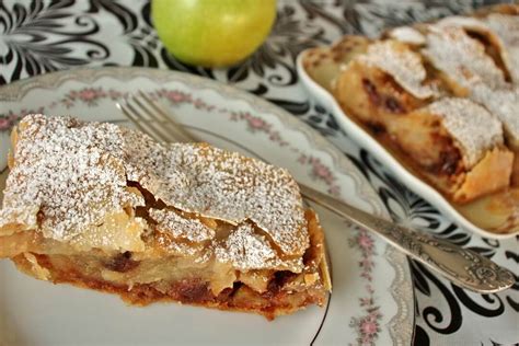 Classic German Baking Apfelstrudel Apple Strudel Mission Food