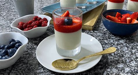 Panna Cotta de yogur un postre italiano fácil sin horno VIDEO