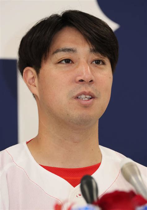 【広島】野村祐輔が引退会見「そろそろかなと思い、決断」会見後には広陵勢のサプライズ登場も プロ野球 日刊スポーツ