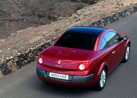 2003 Renault Megane II CoupeCabriolet 2 0 Dynmaique Version HD