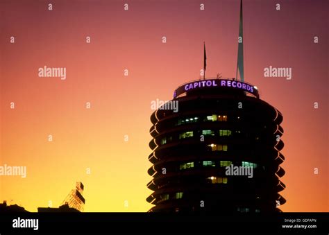 Capitol Records Building Los Angeles Hi Res Stock Photography And