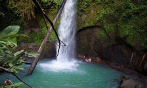 Air Terjun Tongkat Wisata Alam Indah Nan Cantik Di Langkat ITrip